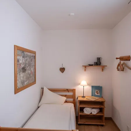 Апартаменты Chesa Narcissa F4 By Interhome *