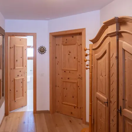 Chesa Narcissa F4 By Interhome * סלרינה